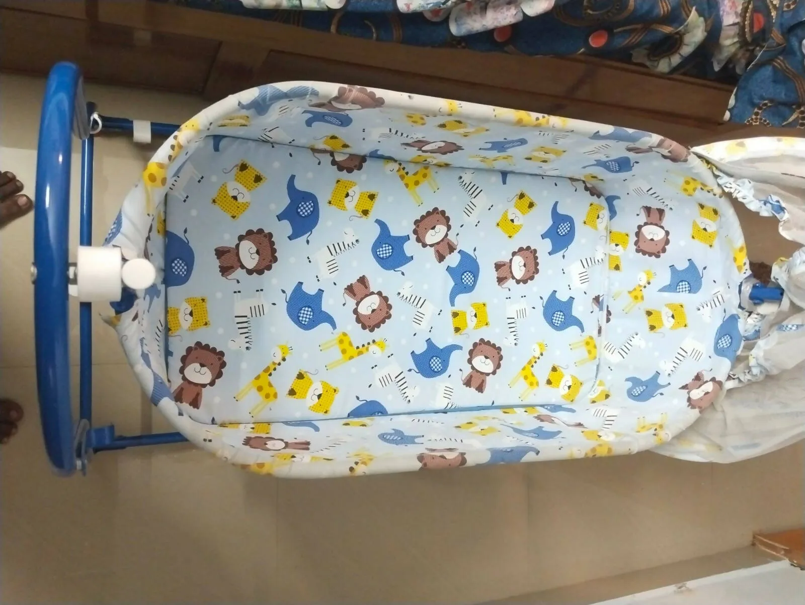 APPLE Baby Cradle for Baby - Blue