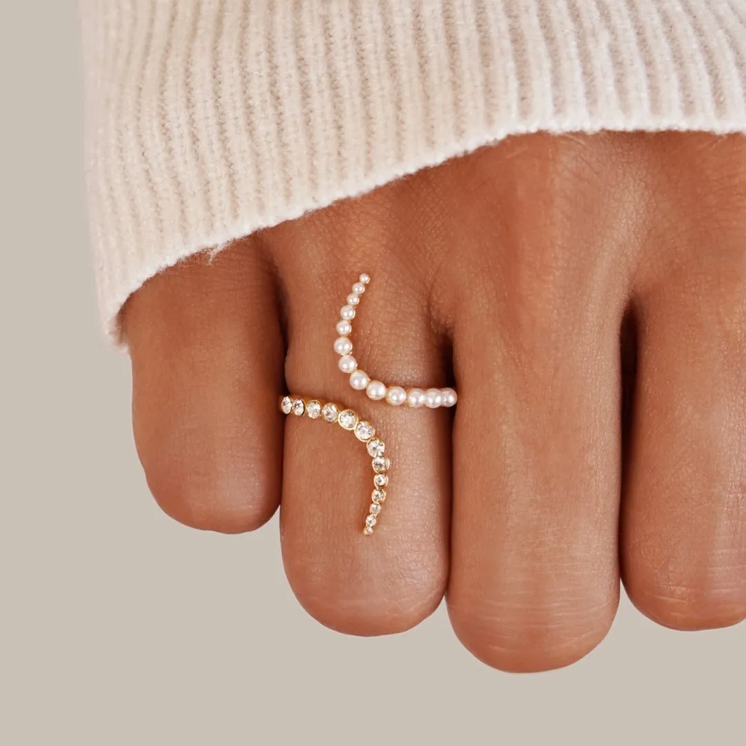 Arya Crystal & Pearl Ring