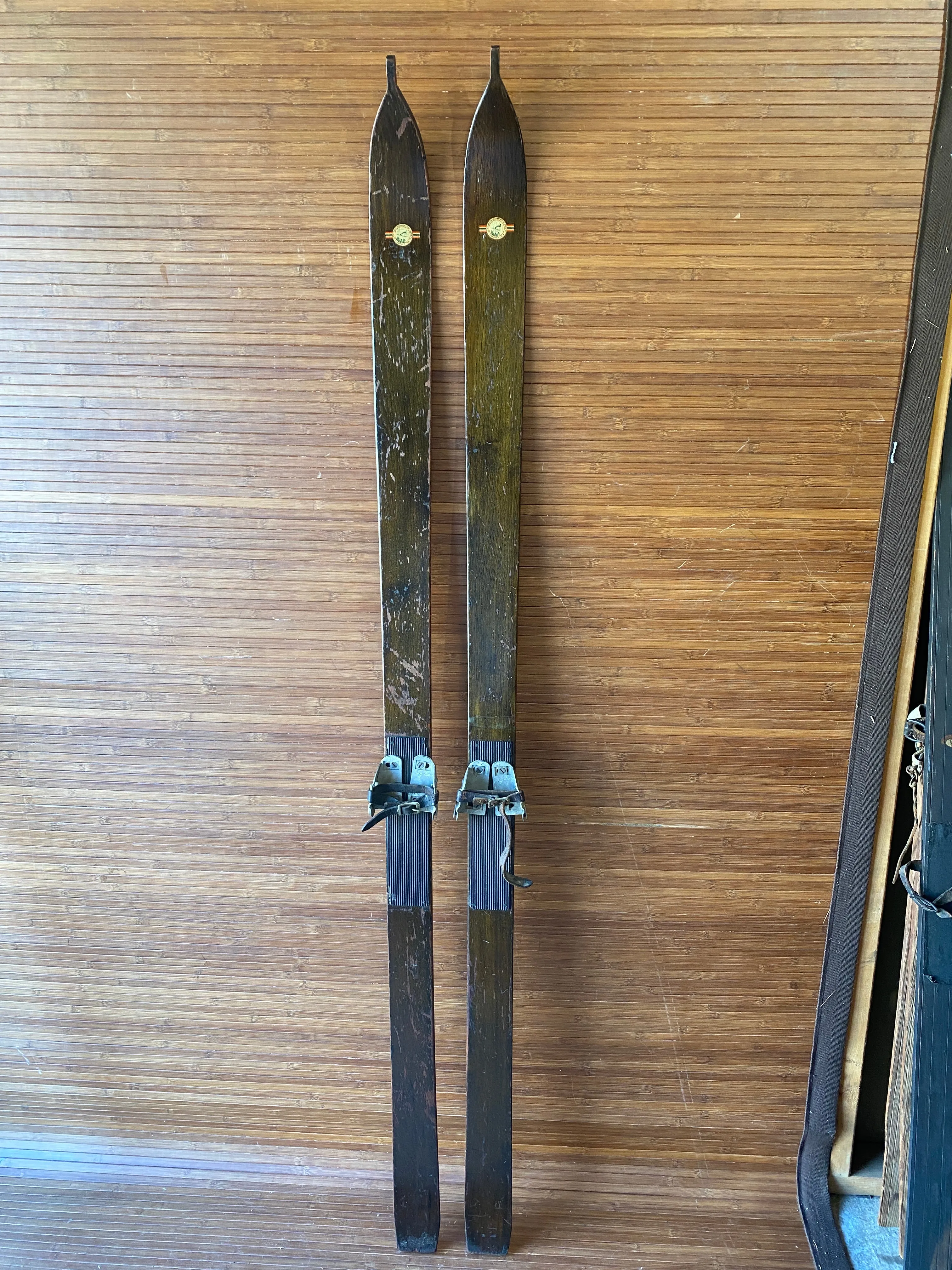 Dartmouth Co-op Hickory Skis