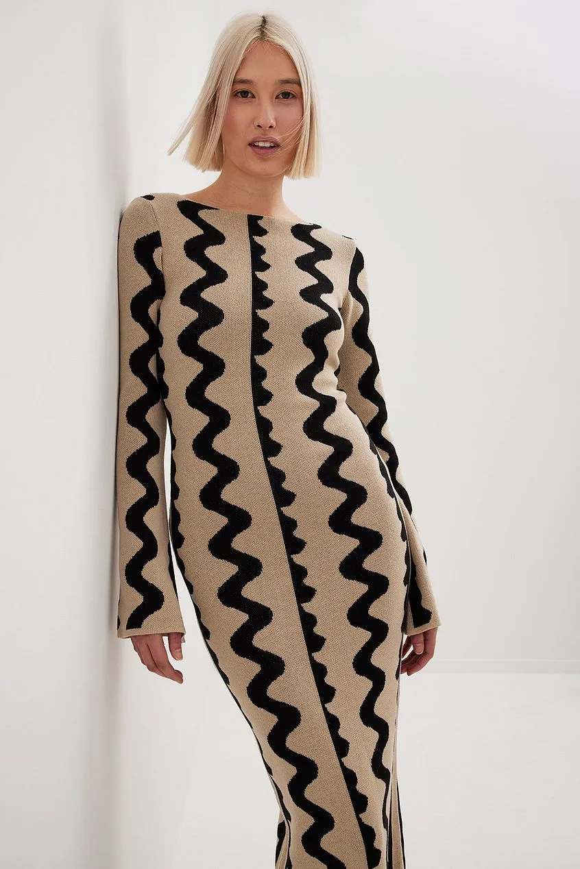 Elegantes langrmeliges Strickkleid