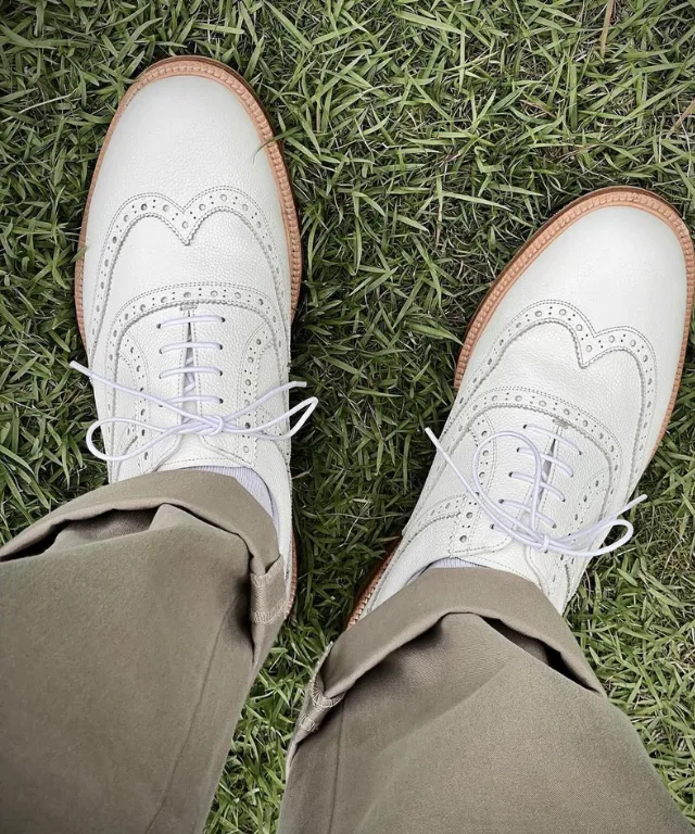 Giclee Unisex Classy Premium Leather Golf Shoes - White