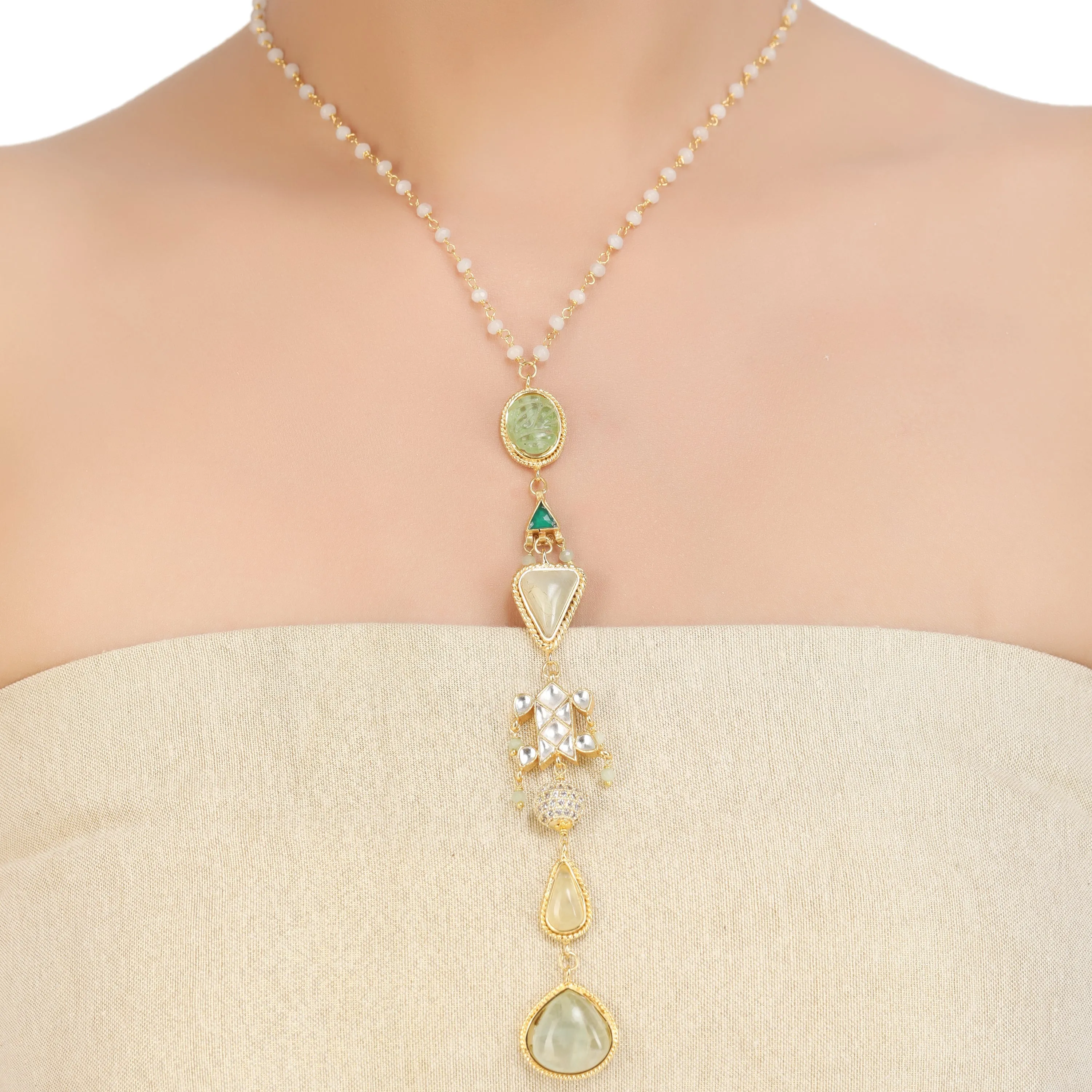 GULNAZ NECKLACE