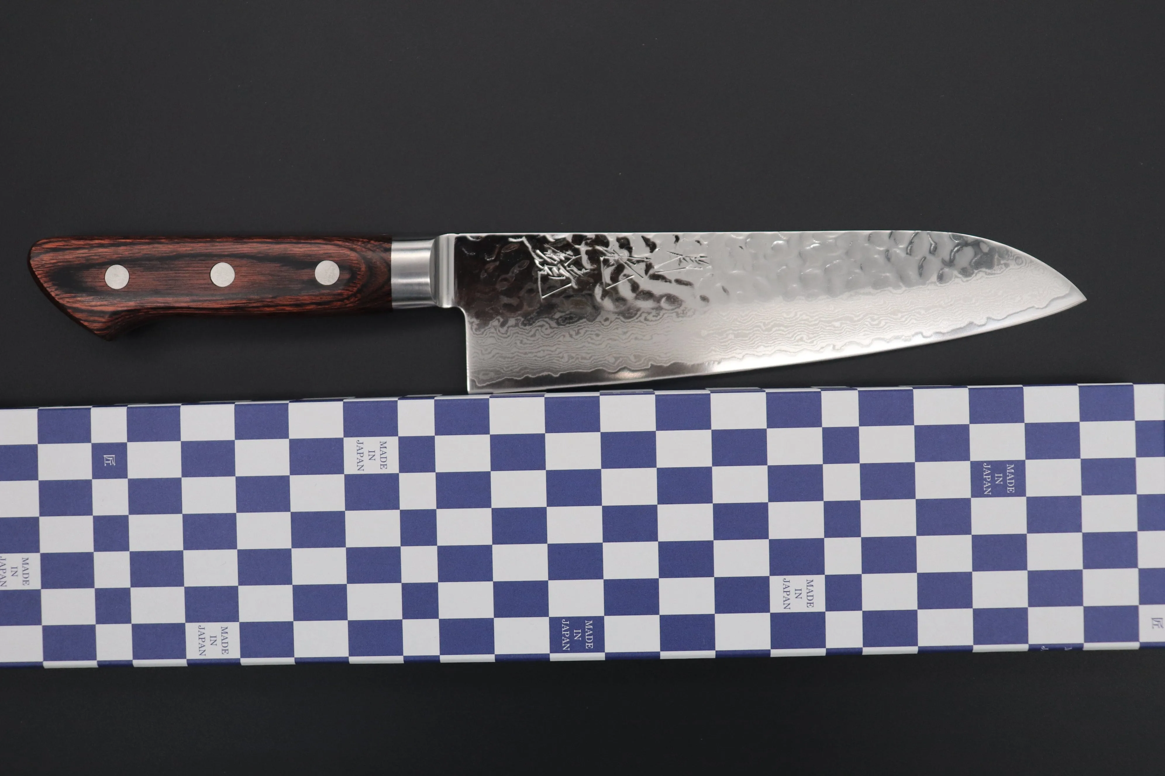 JCK Natures ”Gekko Kagami” Santoku 180mm (7 inch)