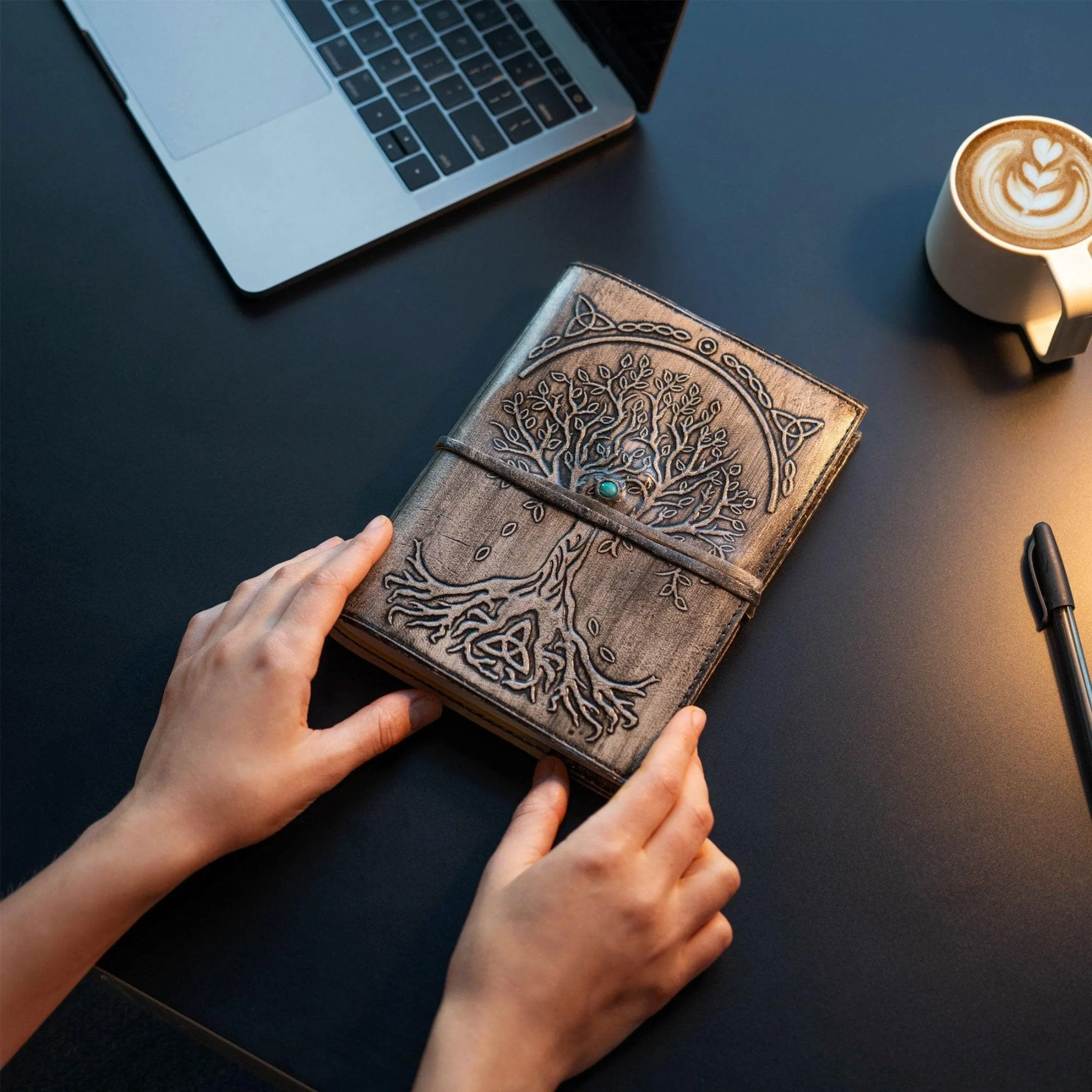 Leather Journal Refillable Lined Paper Tree of Life Handmade/Writing Notebook Diary/Bound Daily Notepad for Men & Women, Writing pad Gift for Artist, Sketch (7x5 Vintage Finish)