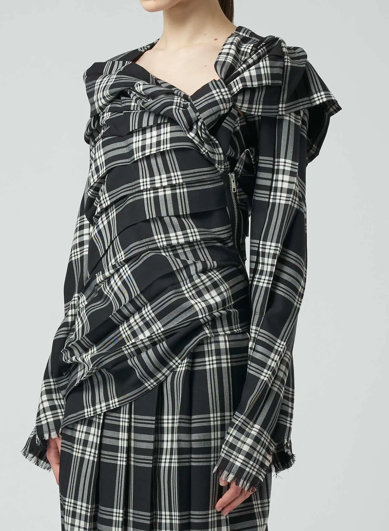 PLAID DRESS WITH TWISTED PLEATS