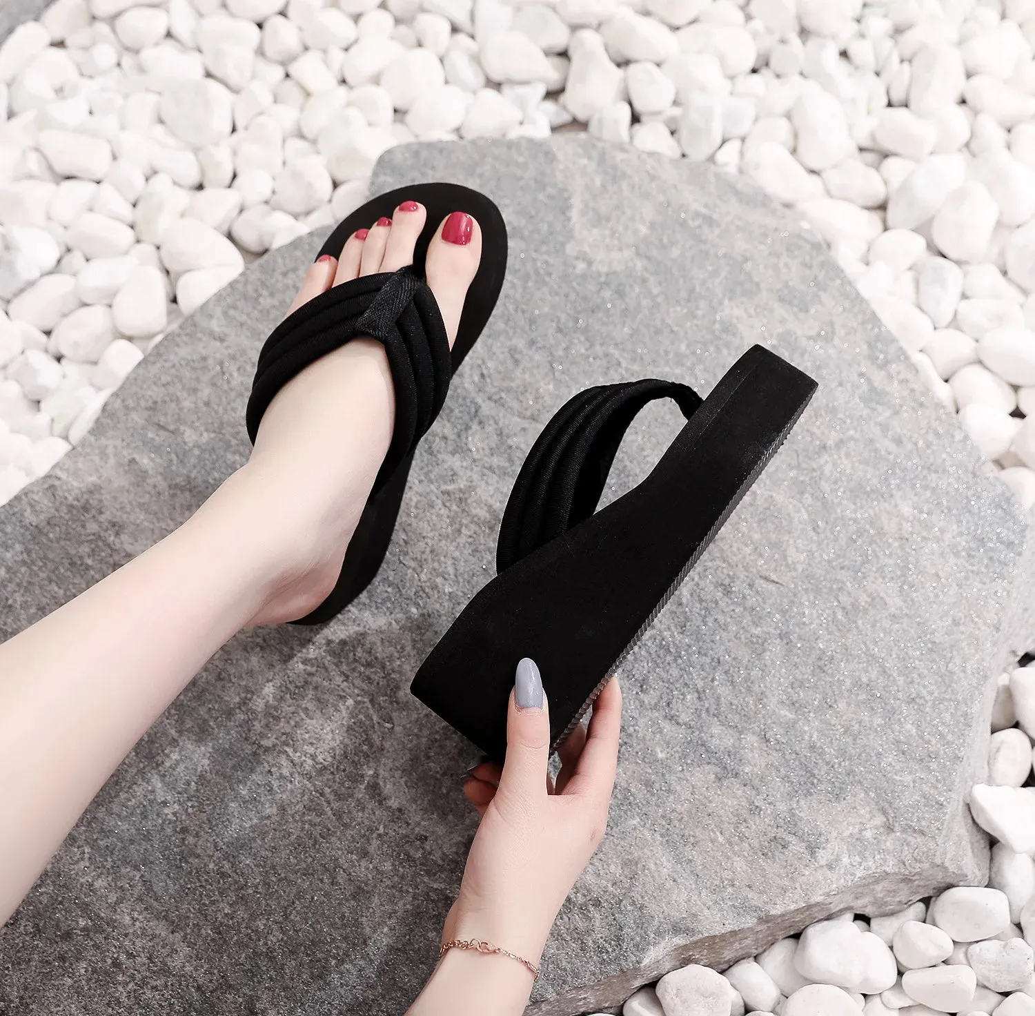 Summer Women Shoes Platform Bath Slippers Wedge Beach Flip Flops Slippers Shoes Zapatillas Mujer тапочки для дома